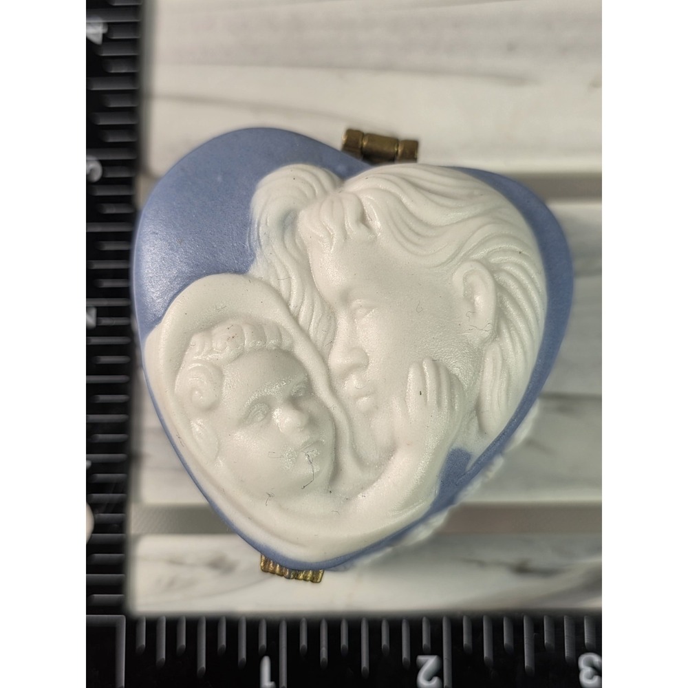 Blue Porcelain Cameo Hinged Trinket Box Wedgewood Style Woman Cameo & Floral